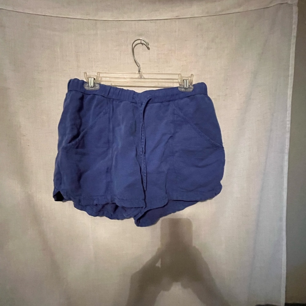 C & C Women's Blue Linen Elastic-Waist Casual Shorts Size L - Picture 1 of 4
